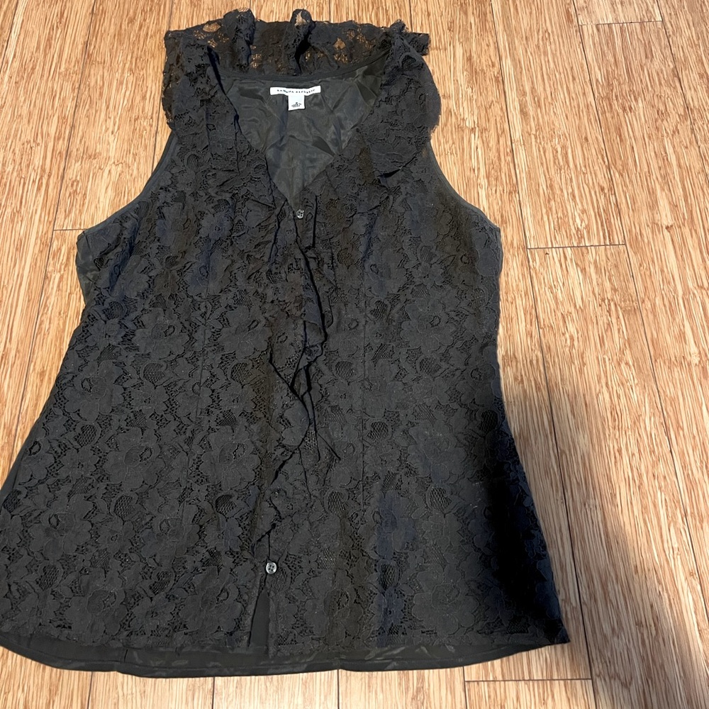 Forest green lace sleeveless blouse